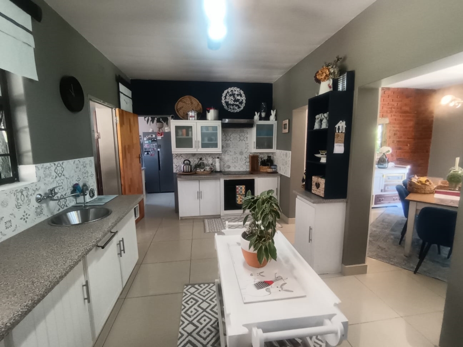 4 Bedroom Property for Sale in Hillcrest Northern Cape